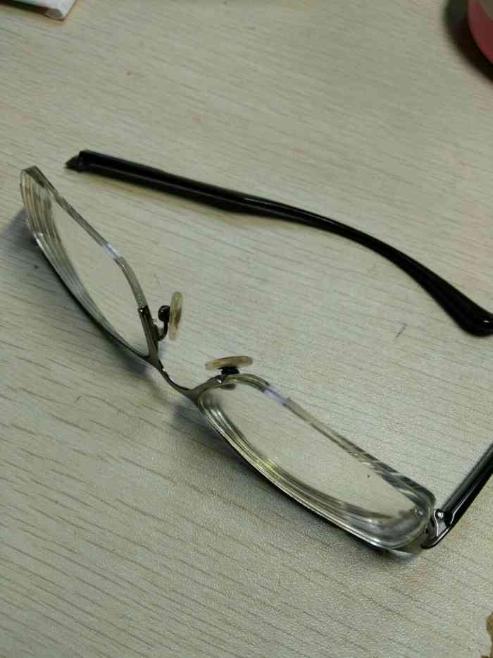 广医眼镜(总店)-"原来的眼镜还能用,不过用了两年,也想换一.