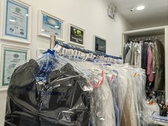 -布瑞琳洗衣(西堤红山店)