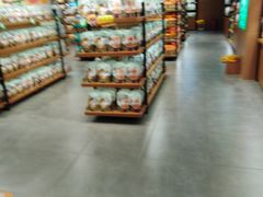 面包甜点陈列柜-三只松鼠(万象汇店)