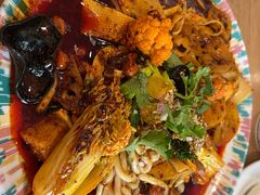 -西部马华清真兰州牛肉面·烧烤夜市(关东店)