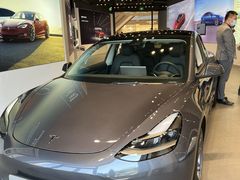 -TESLA 特斯拉(上海太古汇体验店)