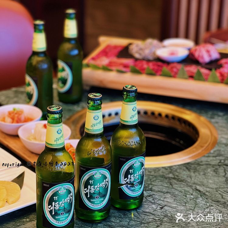 赤道小鲸鱼|朝鲜美食·美女·美景平壤民达来餐厅