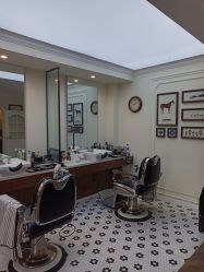 -理昂男士理发店 Barber shop