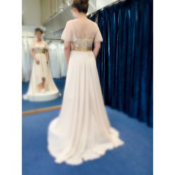 -爱纱嫁衣婚纱礼服馆