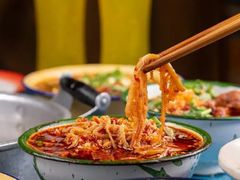 -马路边边麻辣烫(世纪金源店)