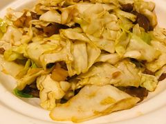 油渣炒牛心白-眉州东坡·熊猫主题餐厅(枫蓝店)