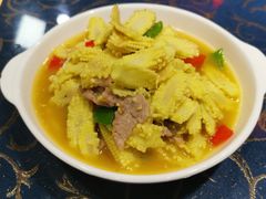 玉米头炒肉片-国生茶庄·地道农家菜团建活动