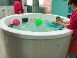 -鱼乐贝贝婴幼儿水育馆(星汇广场店)