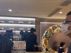 -霸王茶姬(上海恒基名人店)