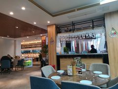 大堂-有红鸡毛店·川菜(建设路店)