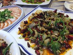 -小鱼儿海鲜港(新村十区店)