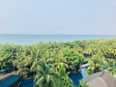 -三亚湾海居铂尔曼度假酒店