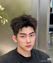 -海文先生国潮烫染男士理发馆
