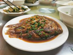 红烧小黄鱼-胡子饮食店