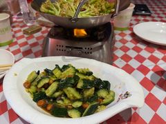 -霸气大叔干锅鸭头·龙虾烧烤·川菜·赛事直播(三里屯店)