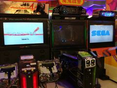 -汤姆熊欢乐世界(红博会展购物广场店)