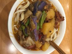-华中科技大学东三学生食堂
