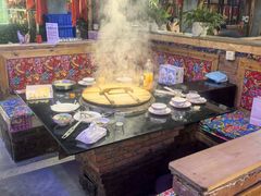 -鱼窝棚柴火铁锅炖(富山屯店)