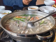 -老石黑山羊毛驴肉火锅(金凯广场店)