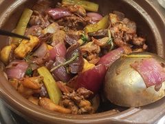 -胡须佬鸡煲四季火锅店(石厦西村直营店)