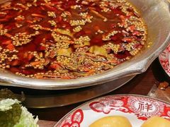 -何师傅美蛙鱼头(汉街店)