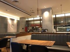 大堂-必胜客(张掖西大街店)