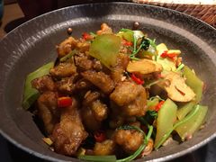 泡仔姜烧牛蛙-吃饭皇帝大(解放西路店)