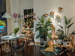 -ins森林童话餐厅coffee&bistro