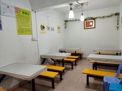 用餐区-老周记顺德双皮奶