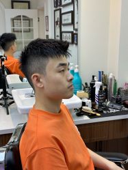 -理昂男士理发店 Barber shop