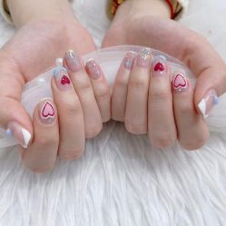 -七彩虹美甲美睫 半永久