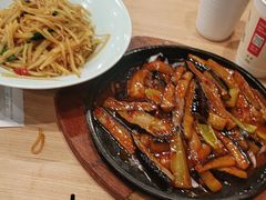 -宏状元现熬粥·京味菜(黄寺大街店)