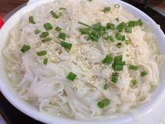 鸡油捞河粉-张家卫·阳江菜·小海鲜(肥婆湾桥店)