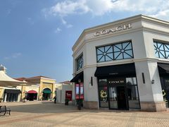 -COACH蔻驰(百联奥特莱斯广场店)