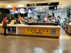 自助取餐区-麦当劳(杭州西湖银泰百货店)