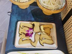 -鲜念蒸汽石锅鱼(红山6979店)