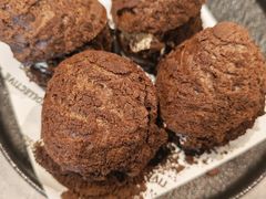 -W COLLECTIVE  DESSERT SHOP