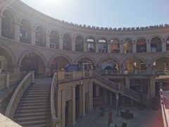 -王府井奥莱临潼小镇(临潼店)