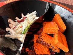 -三江两海老火锅(北京首店)