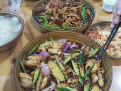 -一品红烧鸭特色川菜(三岔湖店)