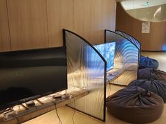 -涨巢·潮玩水疗局