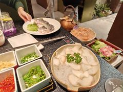 -得意咚瓜·顺德鱼生·冬瓜火锅(深圳首店)