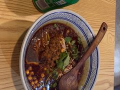 -魔都三兄弟酸辣粉·蘸卤炸串(虹桥万科店)