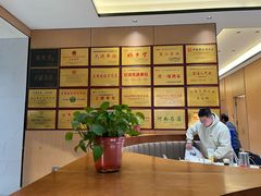 -梅利汴京烤鸭•开封豫菜地标店(东司门店)