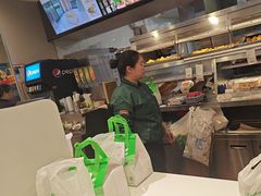 -德克士(宝龙天地店)