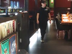 大堂-肉魁屋·烧肉·烧鸟·酒场(高新店)