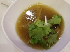 -J Daeng Seafood