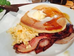 -Pancakes on the rocks(Darling Harbour)