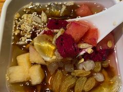 -野山舂·贵州现舂酸汤火锅(鸿通城店)