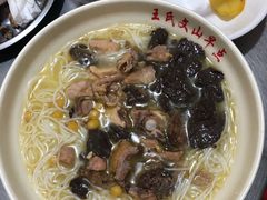 -文山荷鲜居(翠湖店)